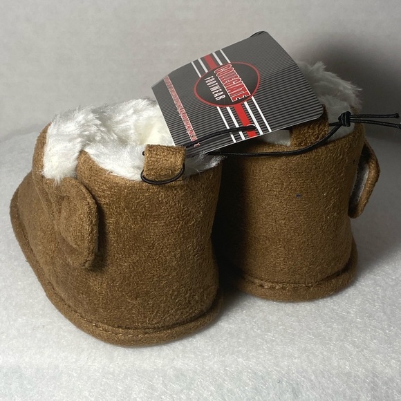 3/$20 💞 NWT NCAA Baby Michigan Bootie - Picture 3 of 7